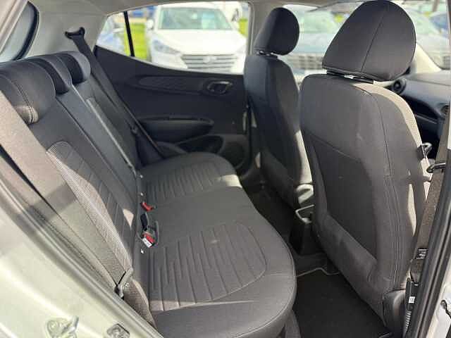 Hyundai i10 1.2 MPi SE Connect 5dr Auto