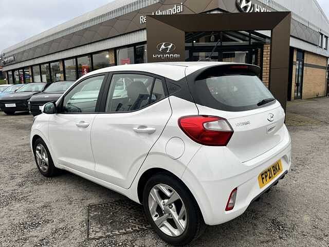 Hyundai i10 1.2 MPi SE Connect 5dr