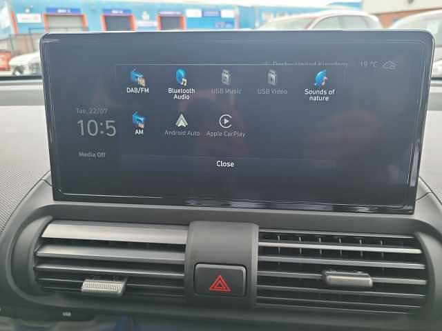 Hyundai HYUNDAI INSTER 02 EV HYUNDAI INSTER 02 EV