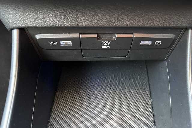 Hyundai BAYON 1.0 TGDi 48V MHEV SE Connect 5dr DCT