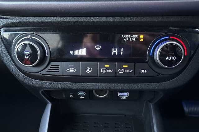 Hyundai I10 1.2 [79] Premium 5dr Auto [Nav]