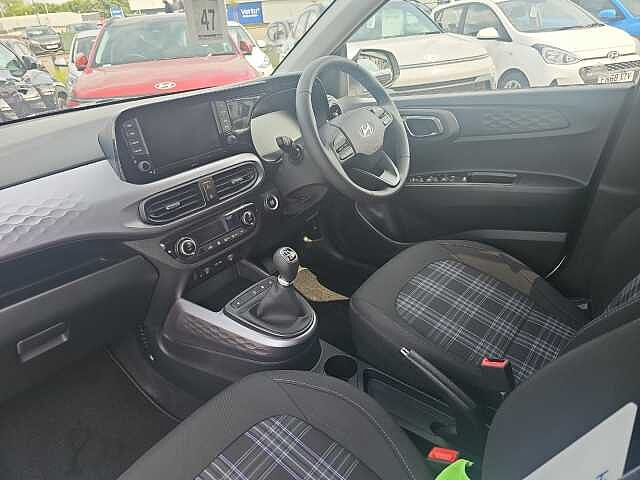 Hyundai I10 1.2 [79] Premium 5dr [Nav] White