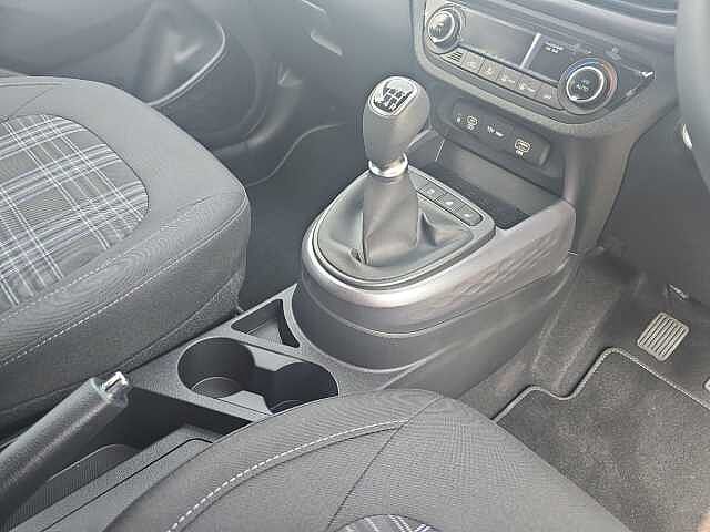 Hyundai I10 1.2 [79] Premium 5dr [Nav] White