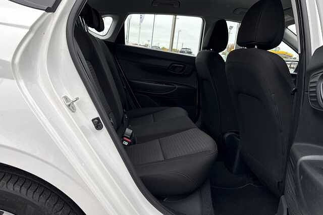 Hyundai I20 1.0T GDi 48V MHD SE Connect 5dr White
