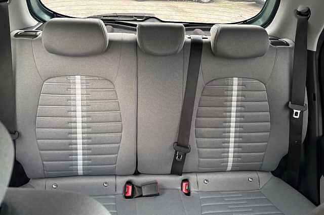 Hyundai i10 1.0 MPi Premium 5dr