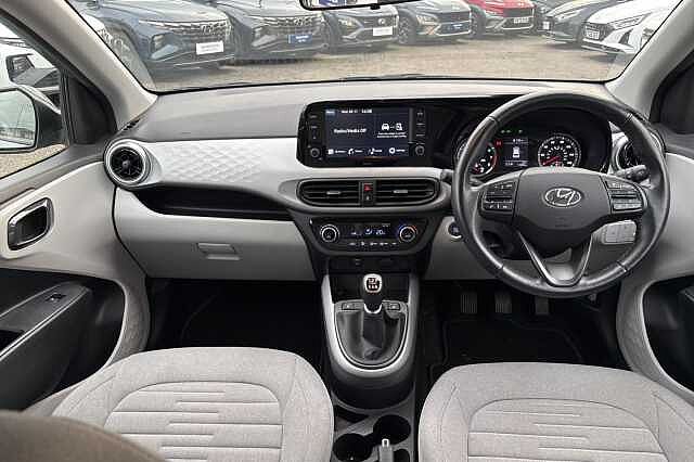 Hyundai i10 1.0 MPi Premium 5dr