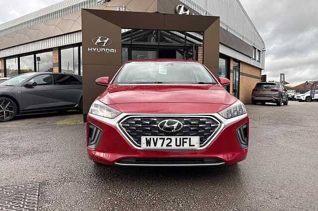 Hyundai IONIQ 1.6 GDi Hybrid Premium 5dr DCT