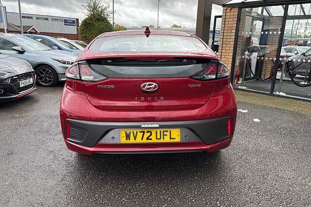 Hyundai IONIQ 1.6 GDi Hybrid Premium 5dr DCT