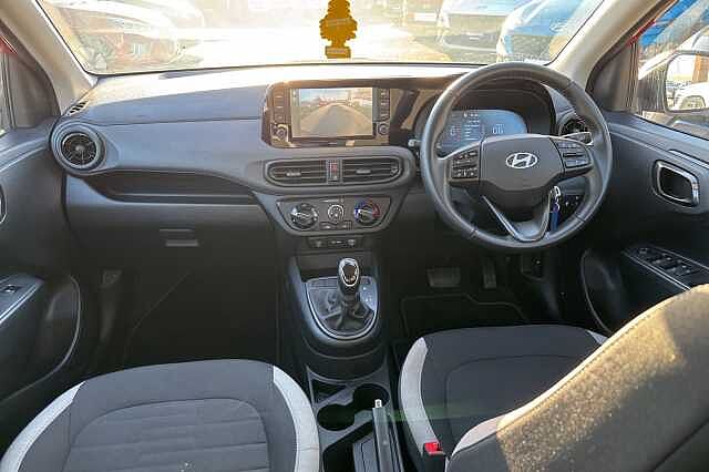 Hyundai i10 1.2 Advance 5dr Auto