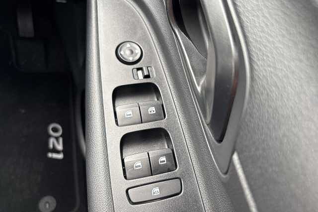 Hyundai I20 1.0T GDi Advance 5dr White