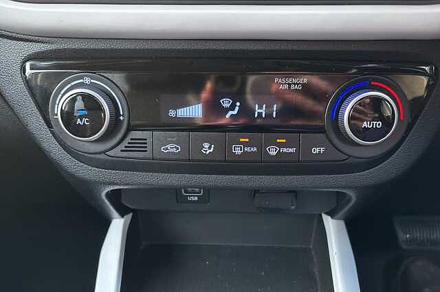 Hyundai i10 1.2 MPi Premium 5dr Auto